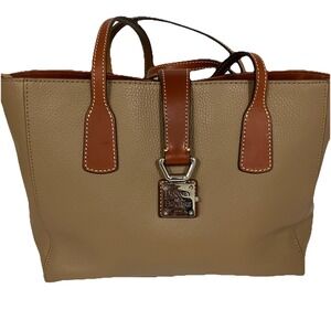 NWOT!‎ Dooney & Bourke  Shannon Pebble Grain  Tote Bag